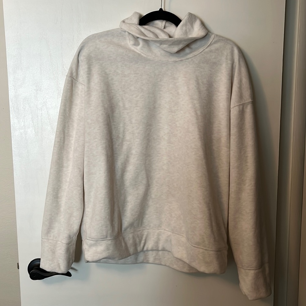 Like New! Size Large Old Navy fleece sweatshirt